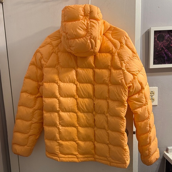 Backcountry Women’s XL Orange Down Puffer Jacket - Picture 2 of 7